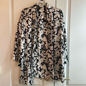 Ann Taylor Black and White Floral Kimono